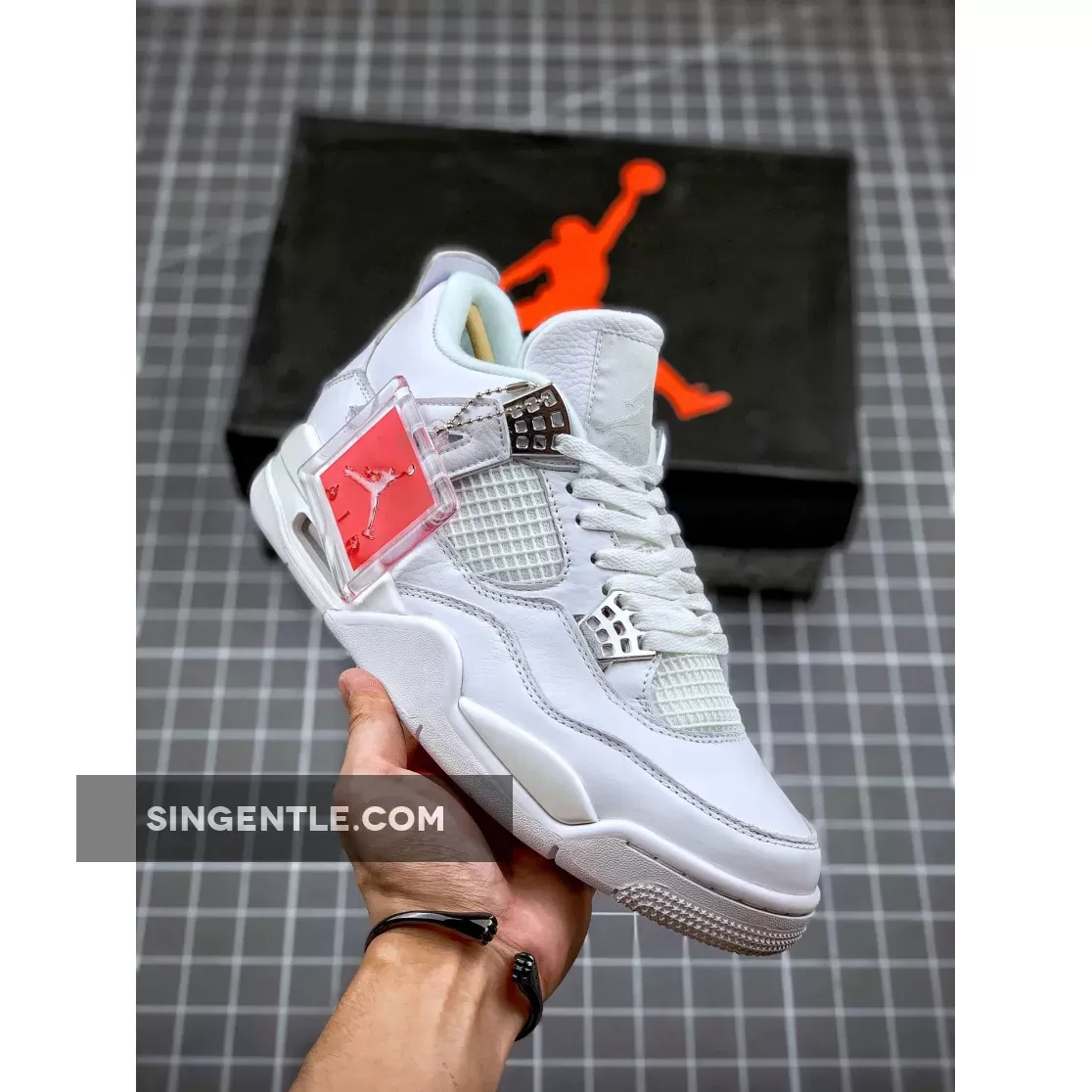 Air Jordan 4 Retro 'Pure Money' White/Metallic Silver-Pure Platinum jordan 4 white and silver