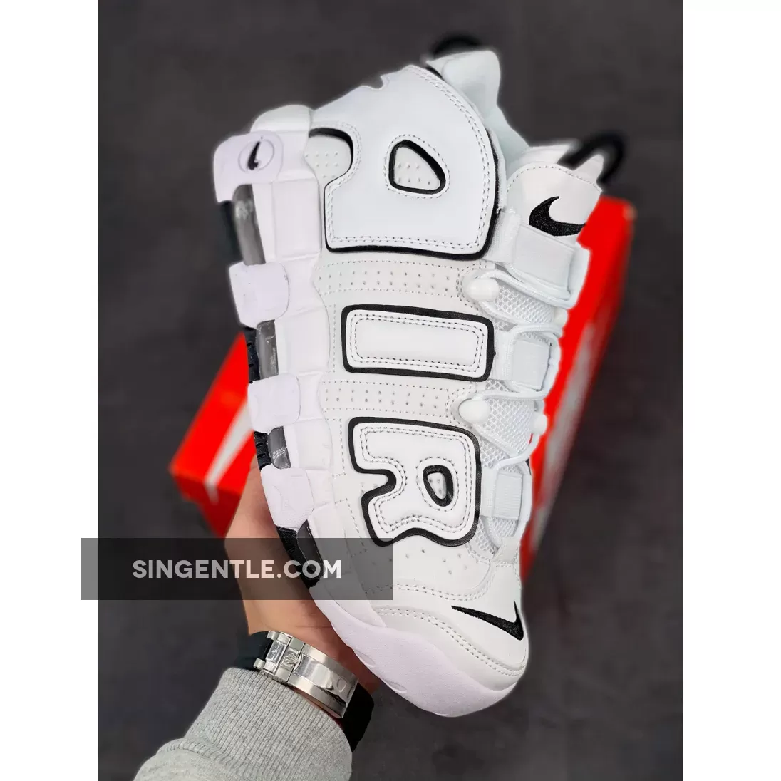 Uptempo Womens / Nike Air More Uptempo White/Black DO6718-100