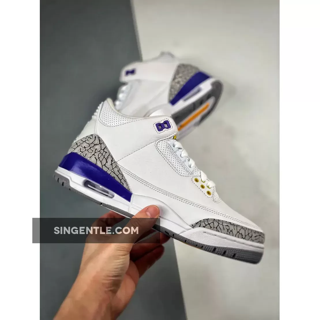 Air Jordan 3 Retro ‘Kobe Bryant’ PE White Purple