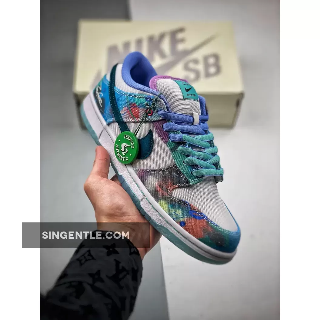 Futura Laboratories x Nike SB Dunk Low Bleached Aqua